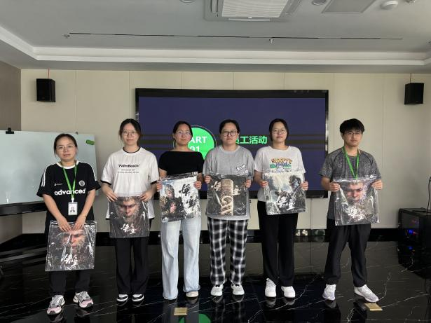 Read more about the article 芯火相传，共筑未来  ——翠展微2025年新员工成长之旅圆满收官